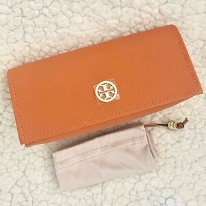 NWOT Tory Burch Rectangle Eye Glasses Case
